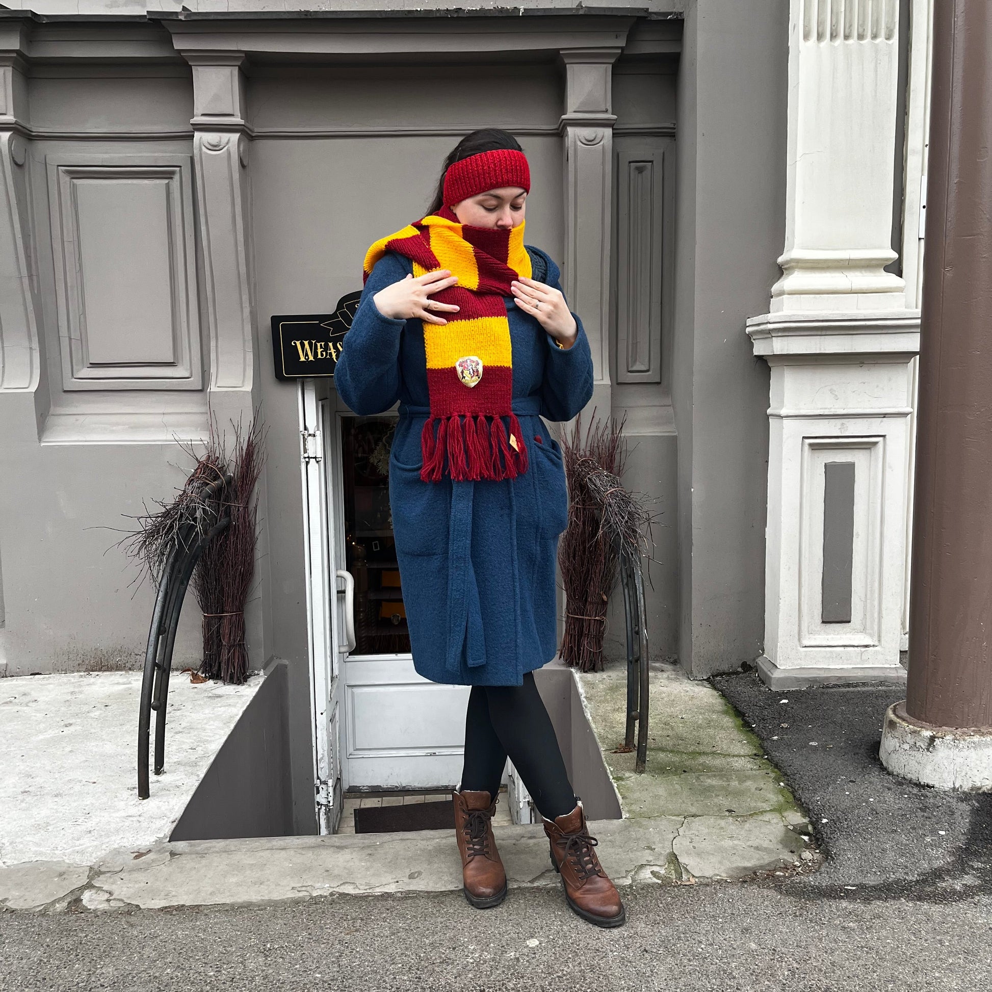 Handmade Harry Potter Gryffindor Scarf – red with gold stripes