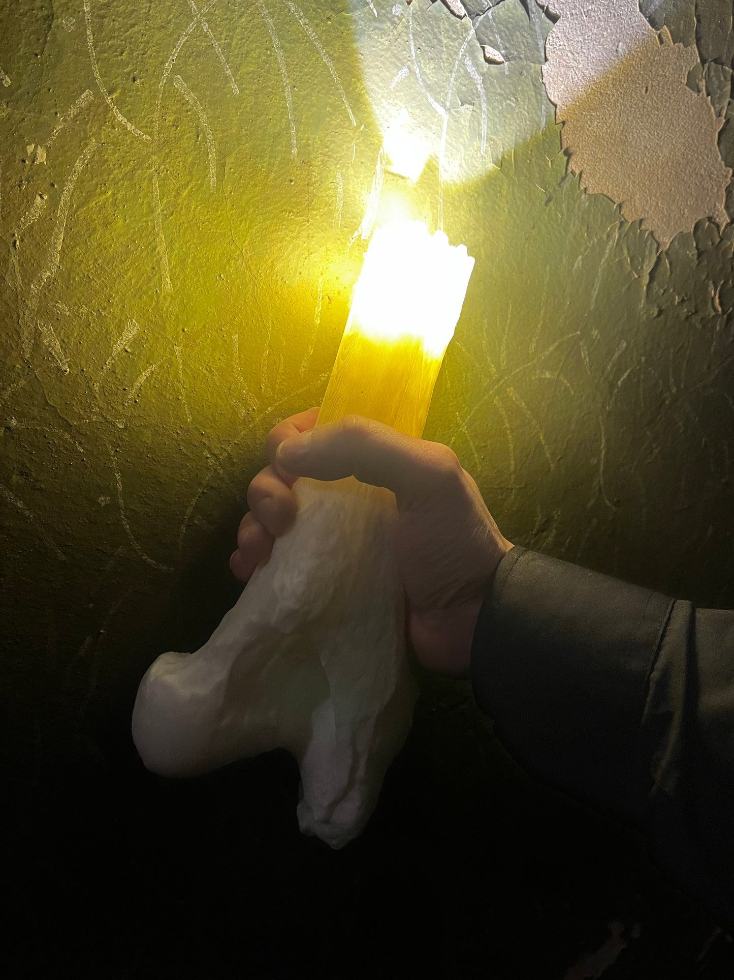 Bone flashlight for horror quest. Remote Controlled