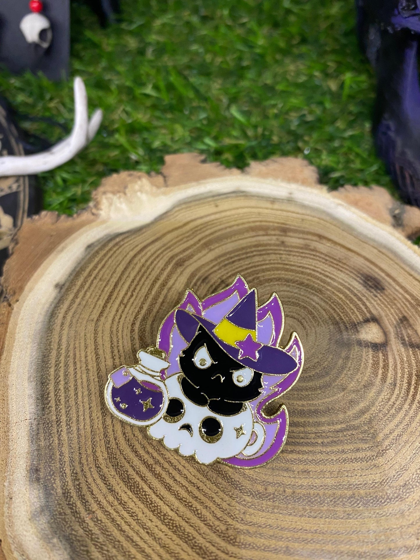 Enamel Pin Witchery