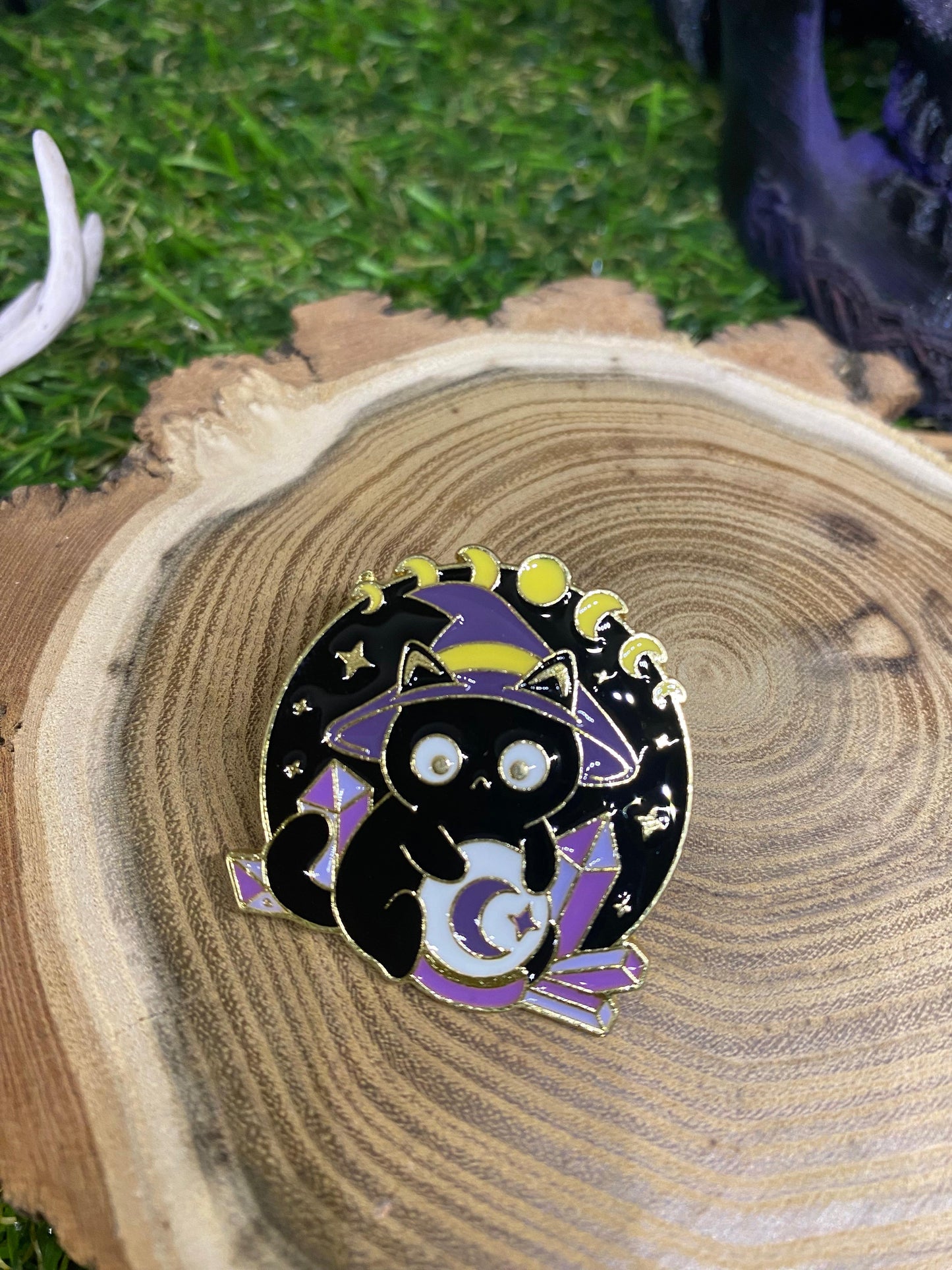 Enamel Pin Witchery