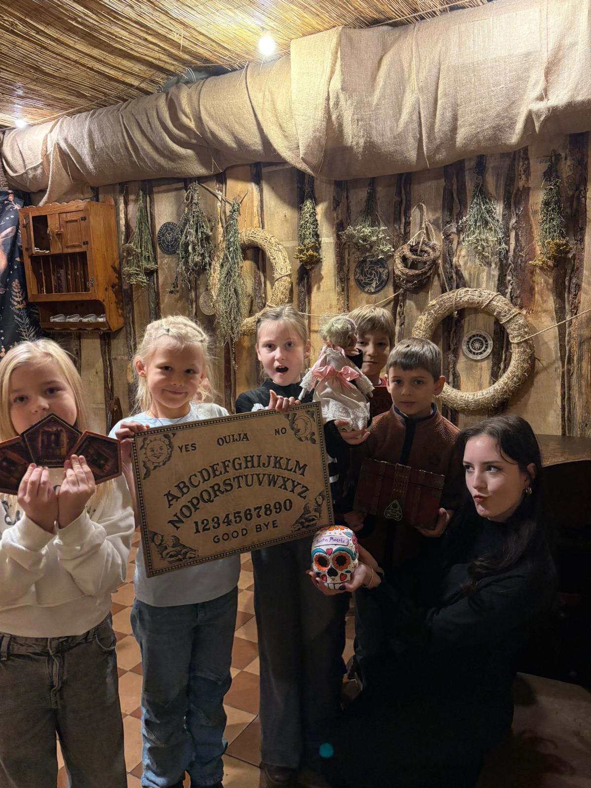 Childrenās Birthday Party ā Secrets of the Vanishing Cabinet