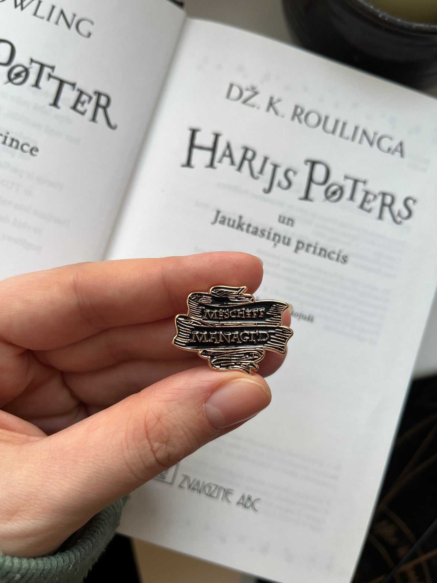 Enamel Pin Harry Potter, seria Magic World of Hogwarts