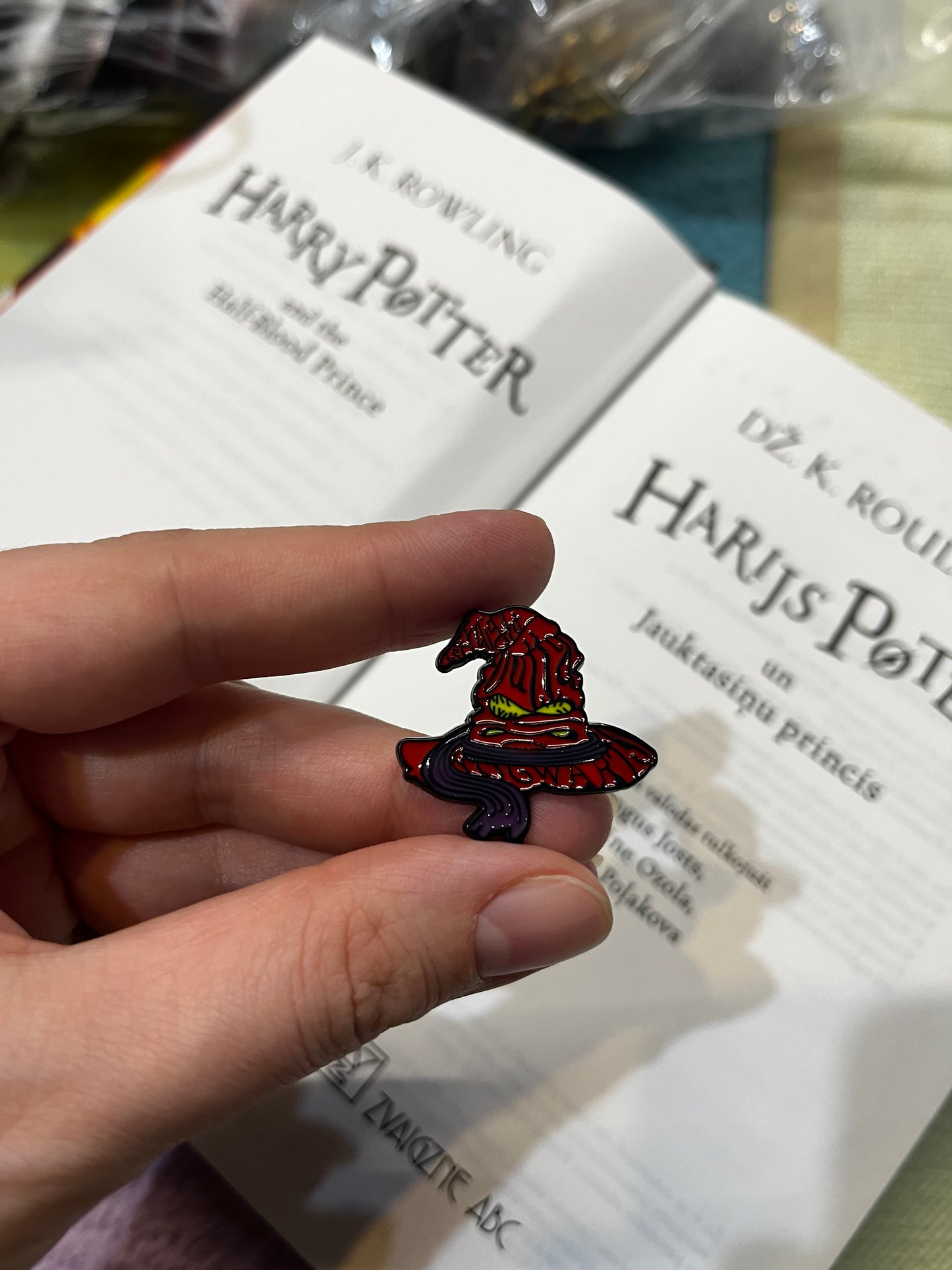 Enamel Pin Harry Potter, seria Magic World of Hogwarts