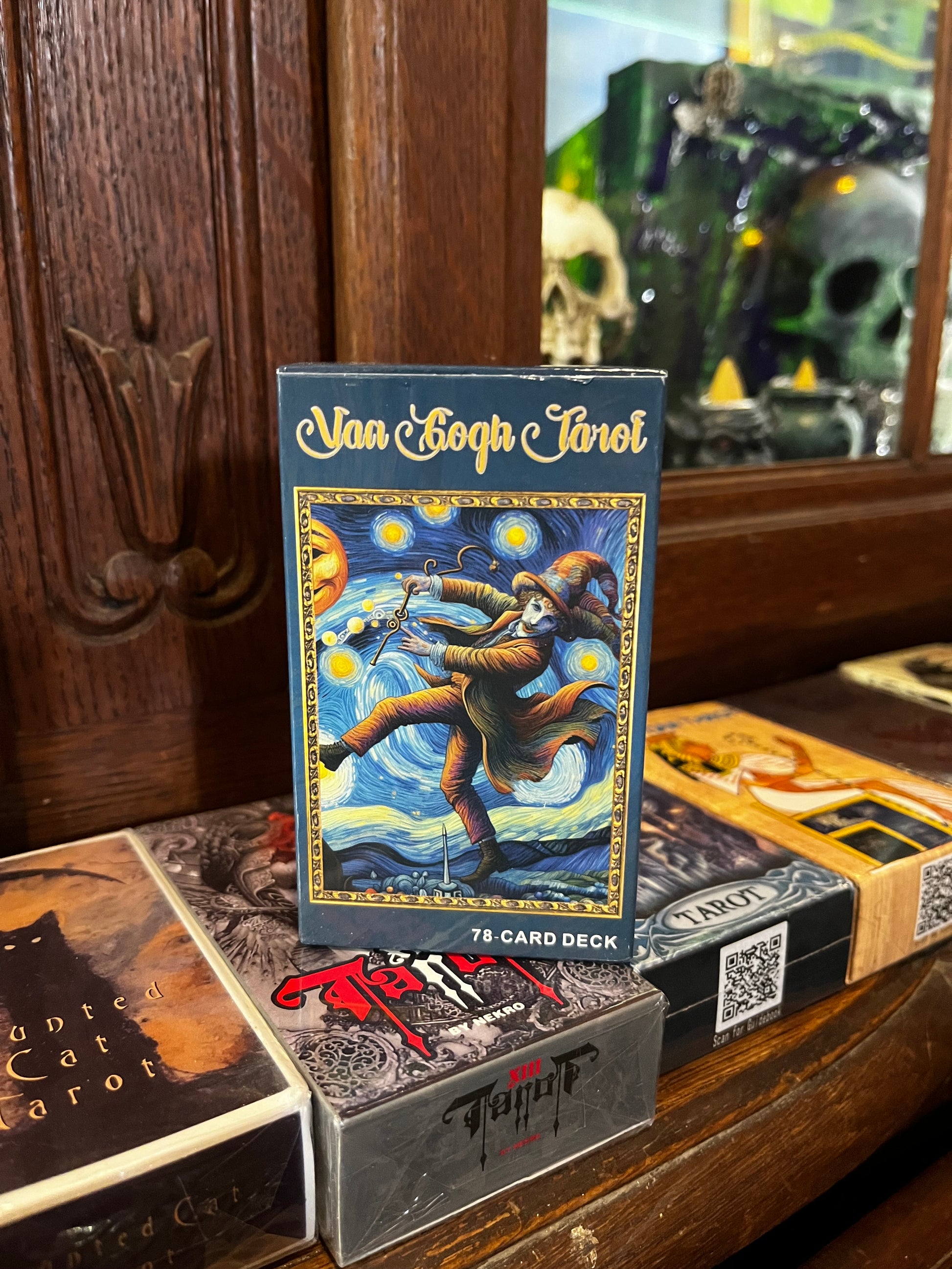 Van Gogh tarot kārtis Rīgā – 78 kārtis ar gleznieciskām ilustrācijām pēc Van Goga motīviem
