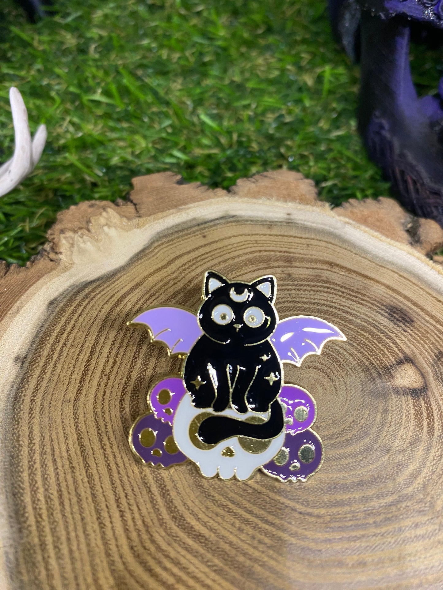 Enamel Pin Witchery