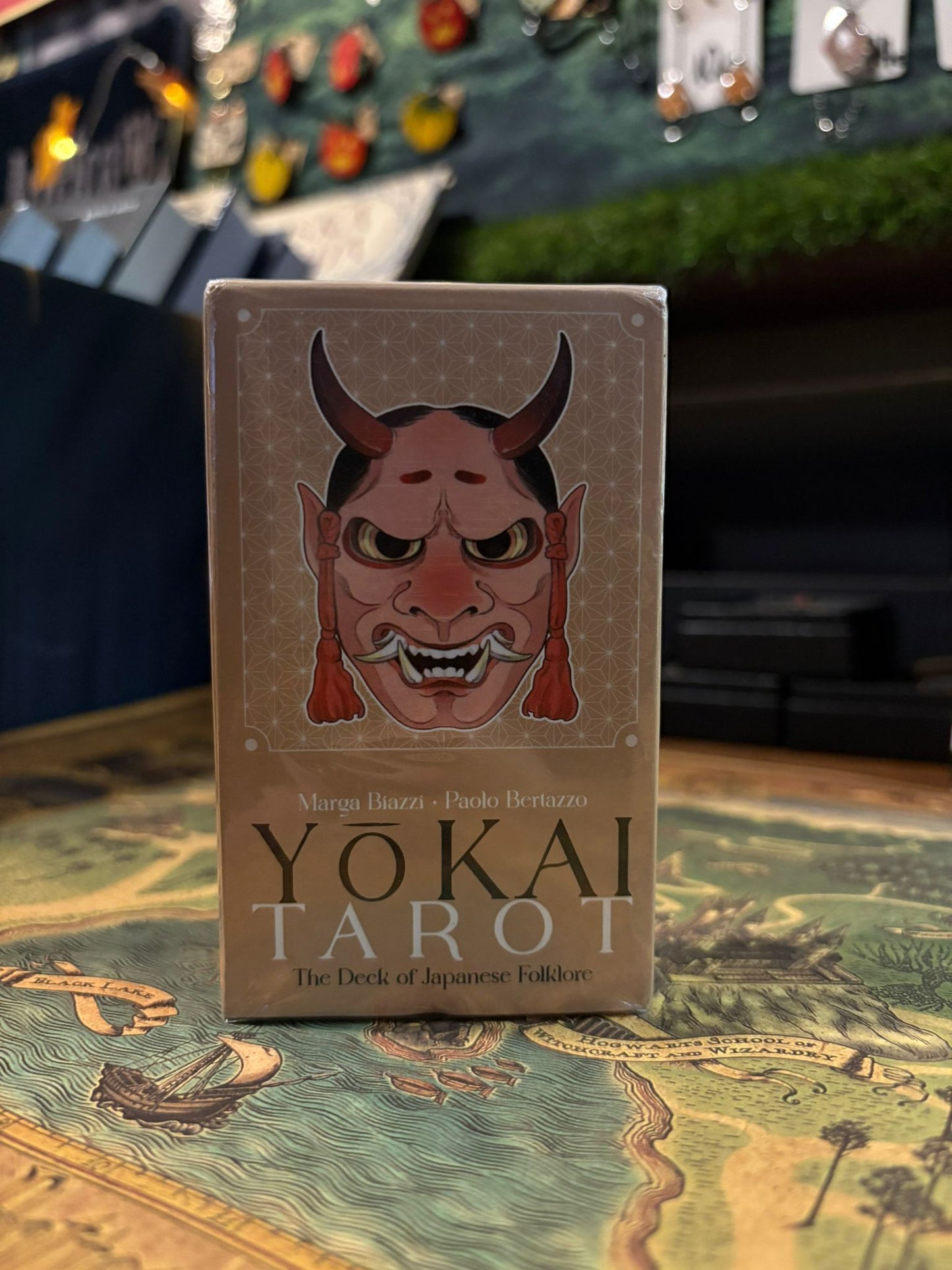 Карты Таро Yokai – японская мифология и мистические ёкаи в Риге